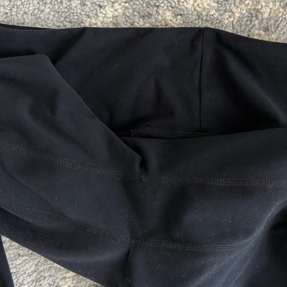 Gymshark High Waisted Black Leggings with Side Pockets - Picture 6 of 6